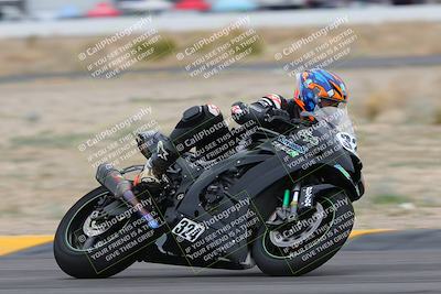 media/Jan-14-2023-SoCal Trackdays (Sat) [[497694156f]]/Turn 4 Set 2 (1030am)/